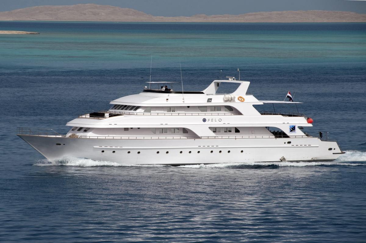 Boat image