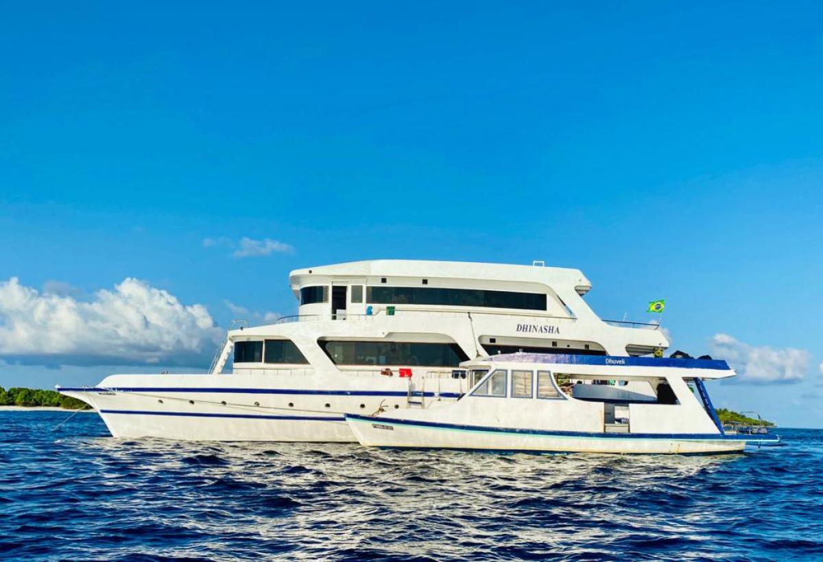 Boat image