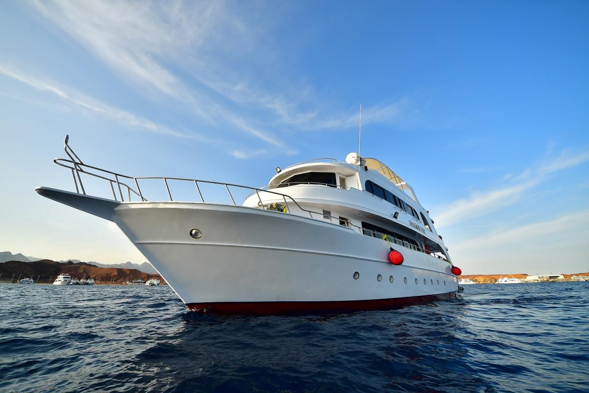 Boat image
