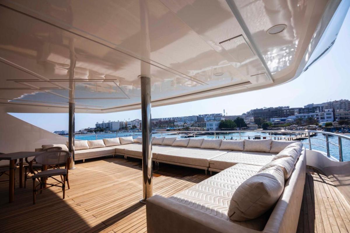 Boat image