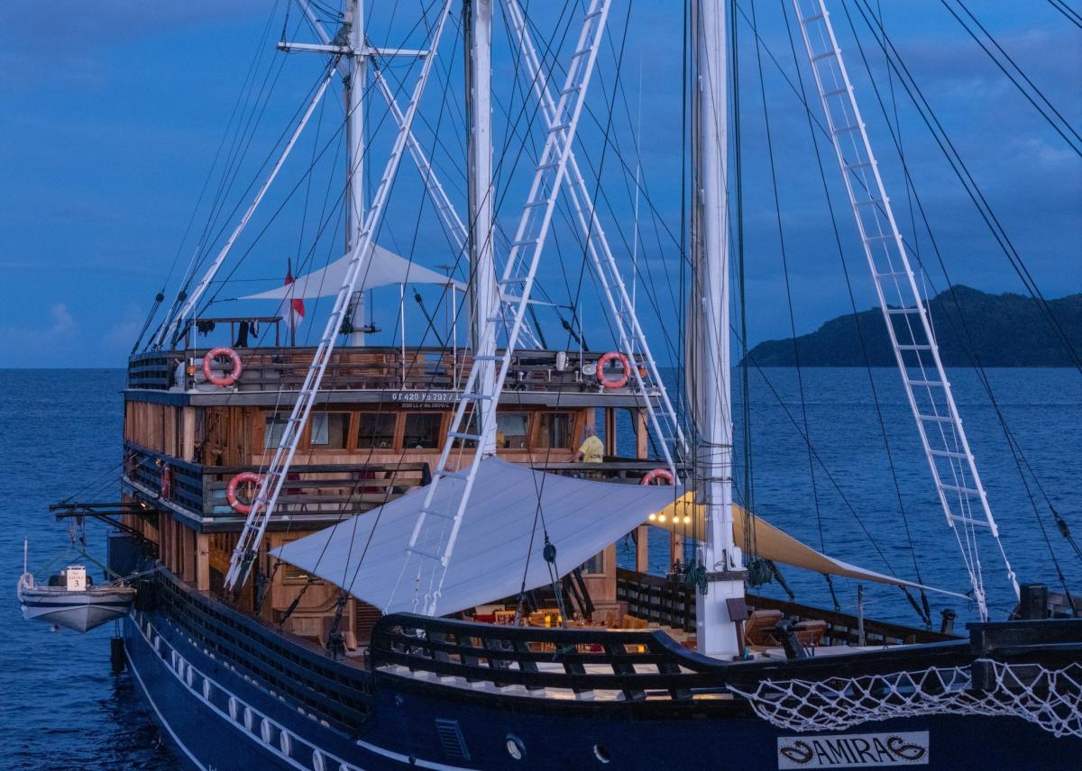 Boat image