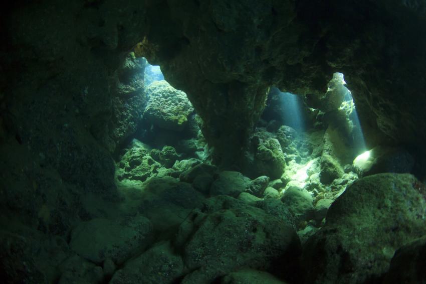Skylight Cave