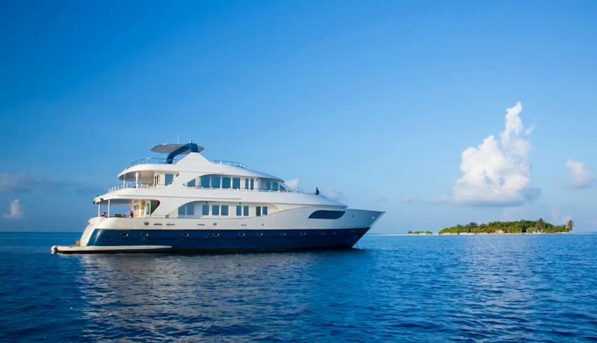 Honors Legacy Liveaboard