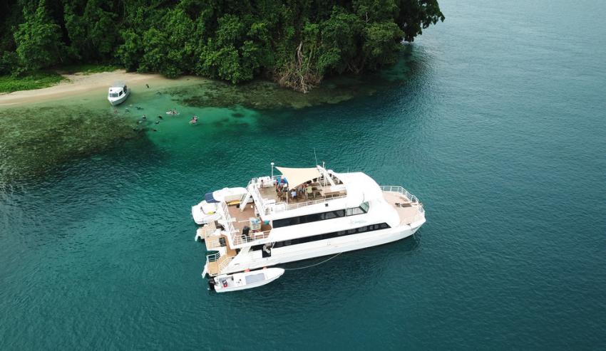 Oceania Liveaboard